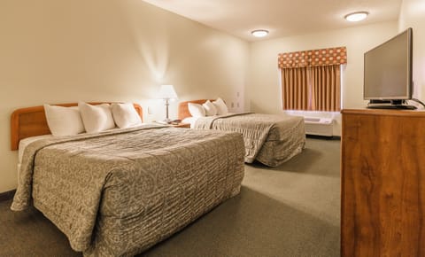 Business Room, 2 Queen Beds, Non Smoking | Egyptian cotton sheets, premium bedding, pillowtop beds, desk