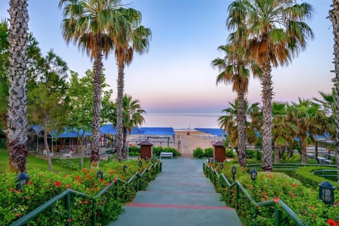 Private beach, sun loungers, beach umbrellas, beach towels