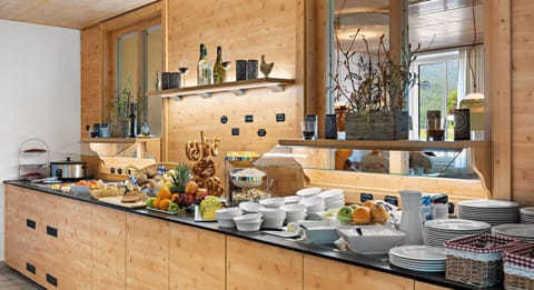 Daily buffet breakfast (EUR 19.95 per person)