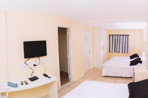 Blackout drapes, free WiFi