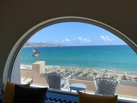 Blue Suite Sea Front | 1 bedroom, in-room safe, individually decorated, soundproofing