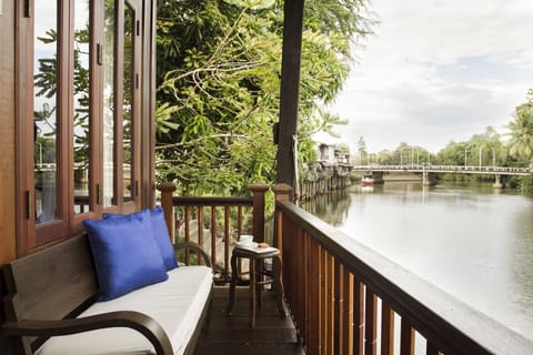 Krua Nai Mae (Suite River Front with Balcony) | Desk, WiFi (free)