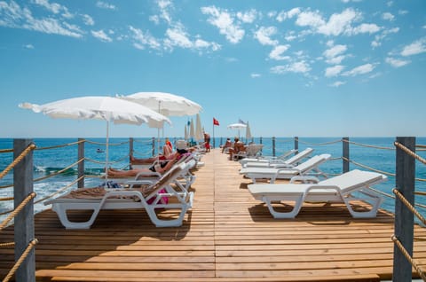 Private beach, sun loungers, beach umbrellas, beach towels