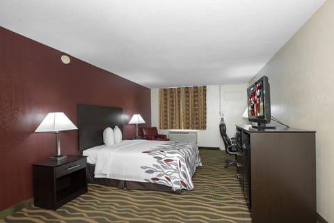 Desk, laptop workspace, free cribs/infant beds, free WiFi