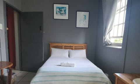 Classic Double Room, 1 Double Bed, Non Smoking | Free WiFi, bed sheets