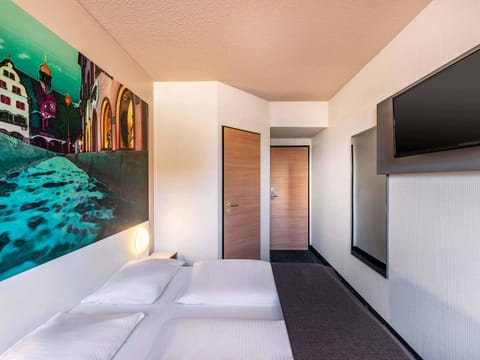 Double Room | Hypo-allergenic bedding, desk, soundproofing, free WiFi