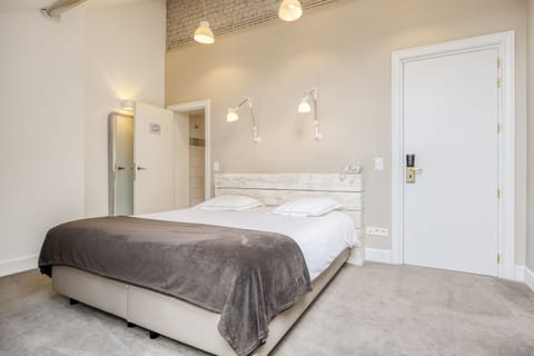 Superior Room | Premium bedding, in-room safe, individually decorated