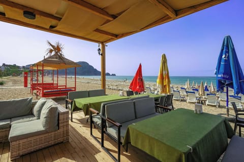 Beach bar