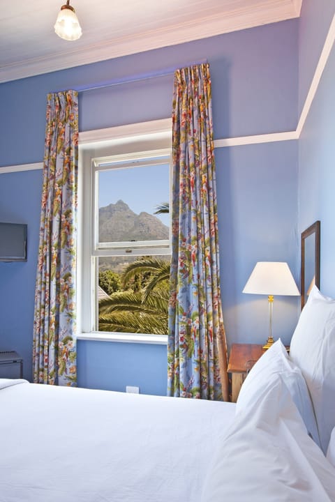 Basic Room | Premium bedding, in-room safe, individually furnished, desk