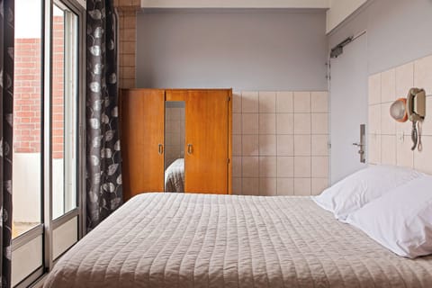 Comfort Double Room, Balcony | Desk, laptop workspace, blackout drapes, free WiFi