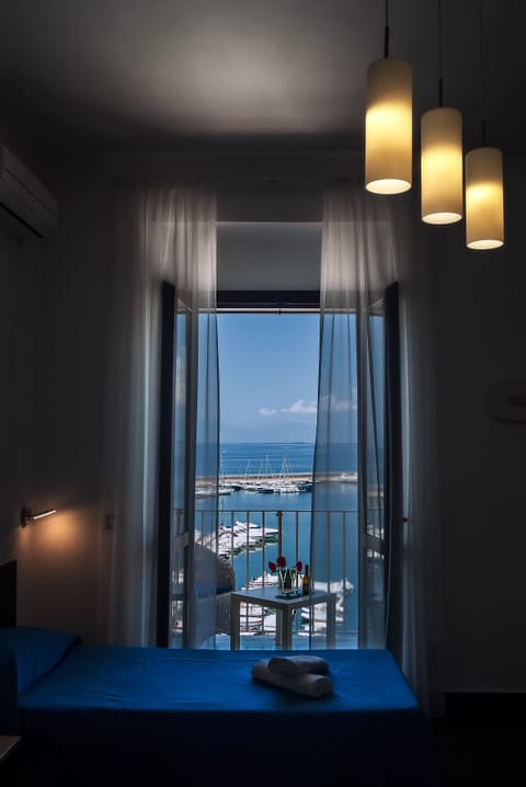 Minibar, in-room safe, desk, laptop workspace