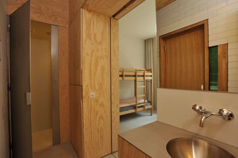 Standard Quadruple Room, Private Bathroom | Bathroom amenities | Shower, towels