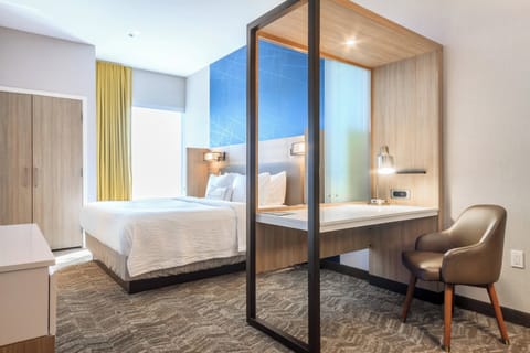 Suite, 1 King Bed with Sofa bed | Desk, iron/ironing board, free cribs/infant beds, free WiFi