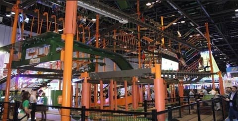 Ropes course (team building)