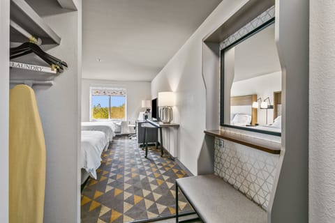 In-room safe, desk, iron/ironing board, rollaway beds