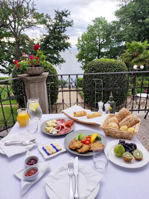 Breakfast served