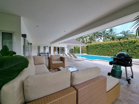 4 Bedrooms Private Pool Villa | Terrace/patio