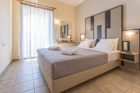 In-room safe, free WiFi, bed sheets