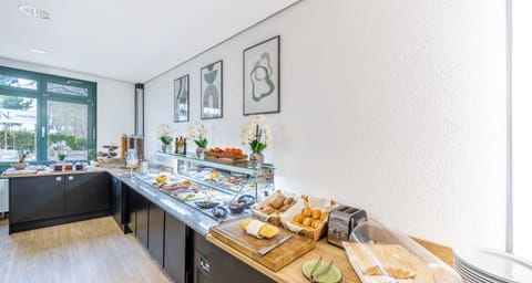 Daily buffet breakfast for a fee