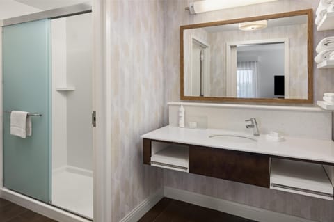 Studio, 2 Queen Beds, Non Smoking, Refrigerator & Microwave (Wet Bar) | Bathroom | Hair dryer, towels, soap, shampoo