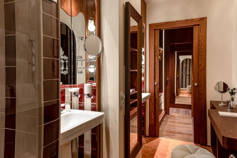 Free toiletries, hair dryer, bathrobes, slippers