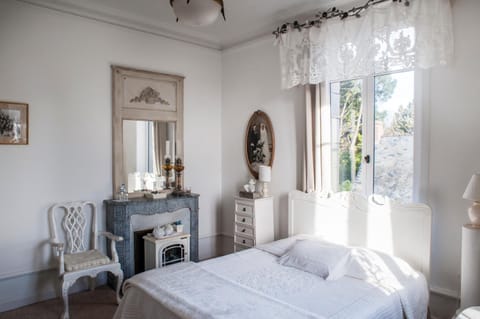 1 bedroom, premium bedding, individually decorated