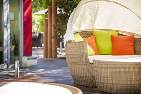 Sundeck