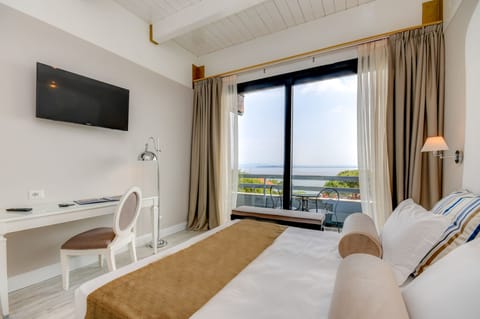 Deluxe Double Room, Balcony, Lake View | View from room