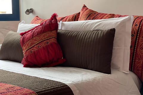 Executive Double Room | Down comforters, memory foam beds, free WiFi, bed sheets