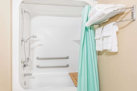 Shower, free toiletries, hair dryer, towels