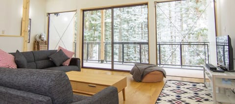 Alps Retreat Chalet - 3 bedroom - Wadano Area, Non Smoking | Living area | 40-inch Smart TV with satellite channels, TV, Netflix