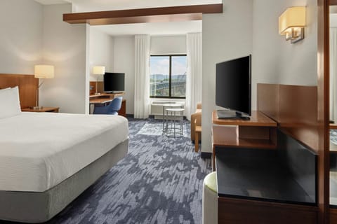 Suite, 1 King Bed with Sofa bed | Premium bedding, desk, laptop workspace, blackout drapes