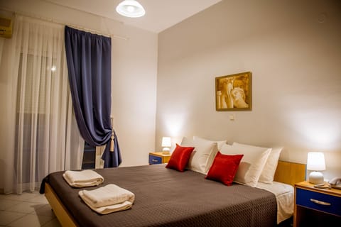Deluxe Apartment, 1 Bedroom, Garden Area | 1 bedroom, minibar, in-room safe, soundproofing
