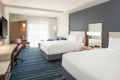 Desk, blackout drapes, iron/ironing board, free WiFi