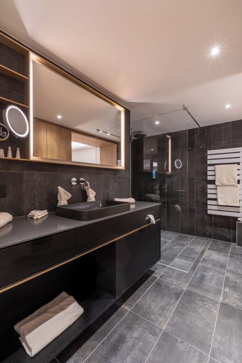 Free toiletries, hair dryer, bathrobes, slippers