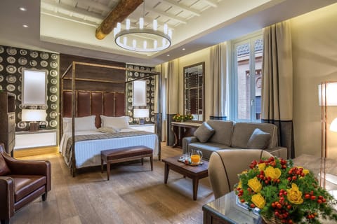 Junior Suite | Frette Italian sheets, down comforters, memory foam beds, minibar