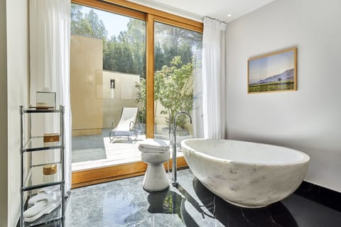 Suite (Pool Villa Suite) | Bathroom | Separate tub and shower, hair dryer, bathrobes, slippers