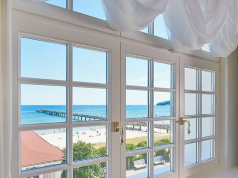 Suite, Sea View | 1 bedroom, hypo-allergenic bedding, free minibar, in-room safe