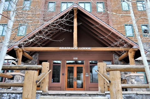 Condo, 1 King Bed with Sofa bed (Arapahoe Lodge 1 Bed 2 Bath ALJD) | Exterior detail