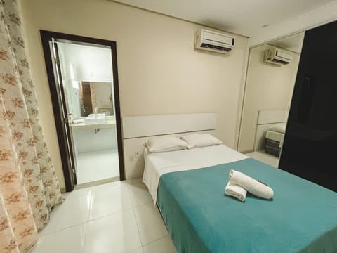 Standard Quadruple Room | Minibar, blackout drapes, free WiFi, bed sheets