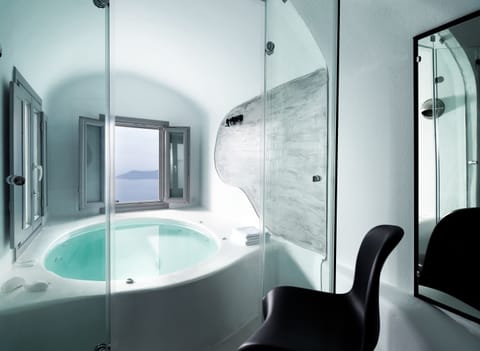 Suite, Sea View (Indoor Jetted Tub ) | Egyptian cotton sheets, premium bedding, pillowtop beds, in-room safe