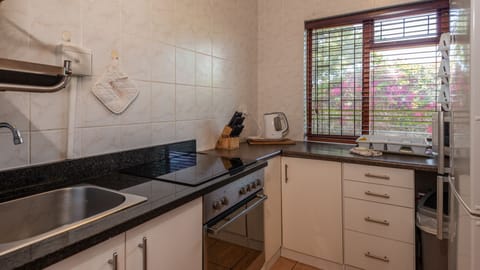 Comfort Apartment, 2 Bedrooms (Unit 2) | Floor plan