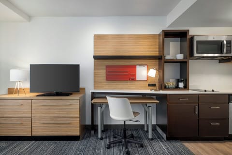 Desk, blackout drapes, iron/ironing board, free WiFi