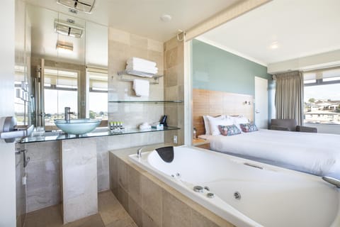 In-room safe, iron/ironing board, free WiFi, bed sheets