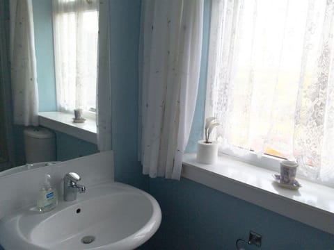 Double Room, Ensuite | Bathroom