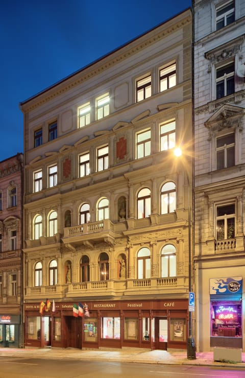 Front of property - evening/night