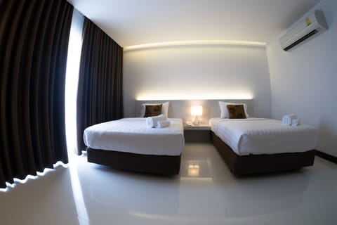 Minibar, desk, blackout drapes, free WiFi