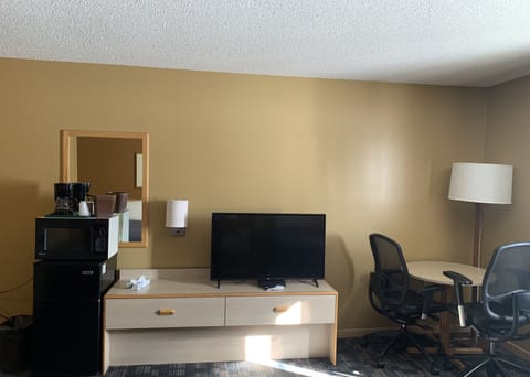 Standard Room, 2 Double Beds | Living area | 43-inch TV with premium channels