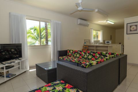 3 Bedroom Beachfront Villa | Living area | 0-inch TV with satellite channels, table tennis