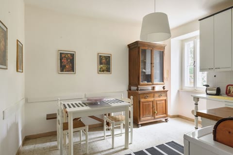 Romantic Apartment, 1 King Bed, Kitchen | Private kitchen | Coffee/tea maker, electric kettle, freezer